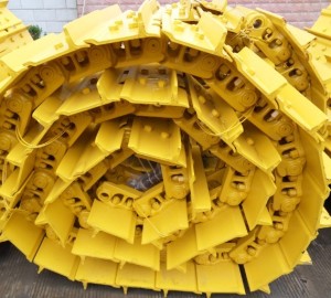 CARI/ JUAL TRACK SHOE KOMATSU  